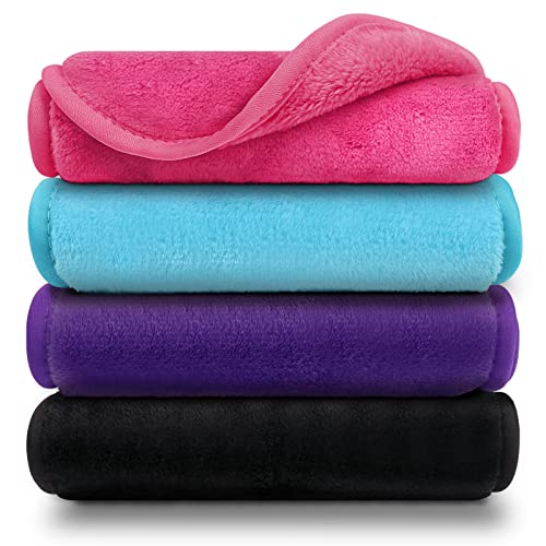 Microfiber cloth to remove outlet makeup